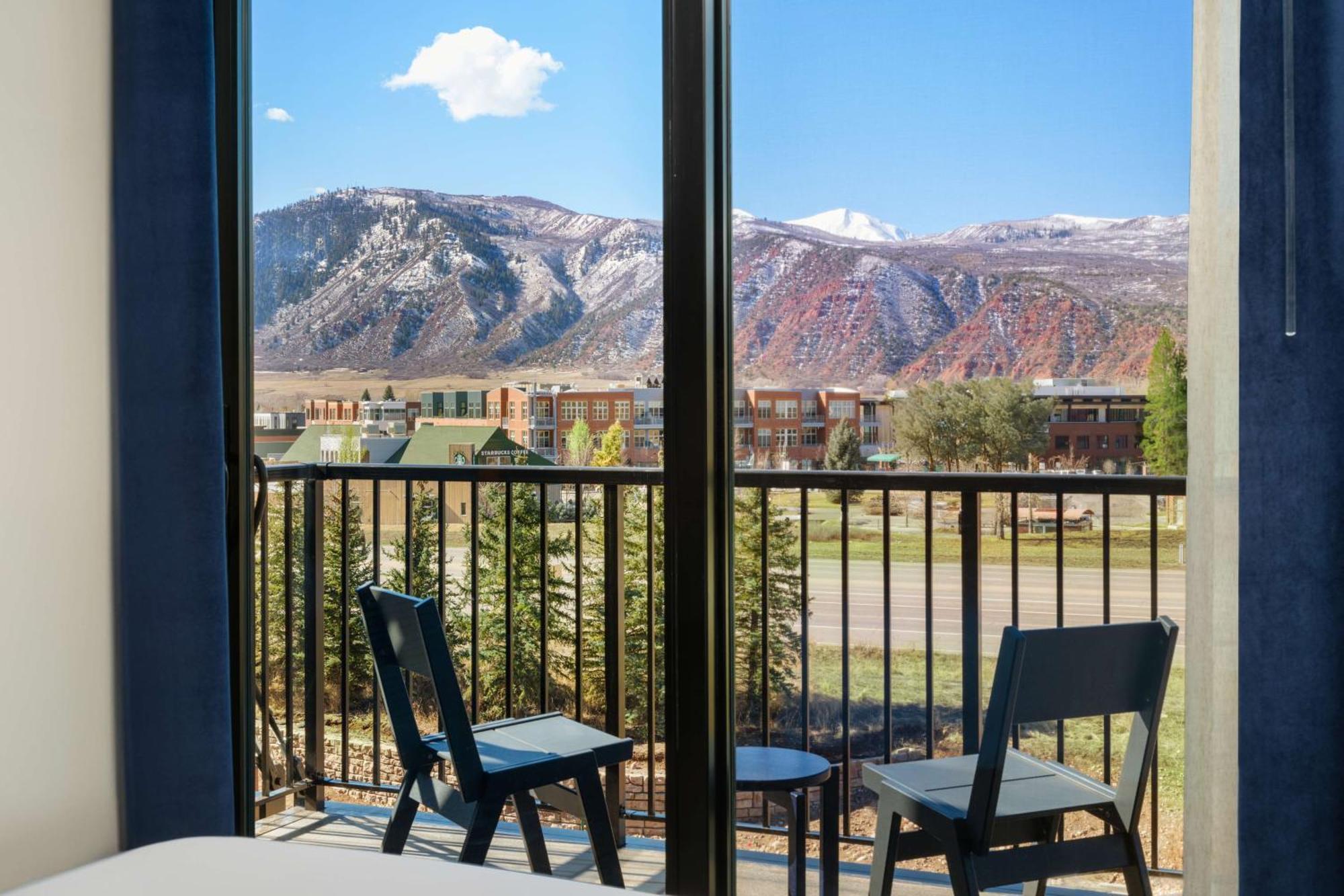 The Hoffmann Hotel Basalt Aspen Tapestry Collection Hilton 外观 照片
